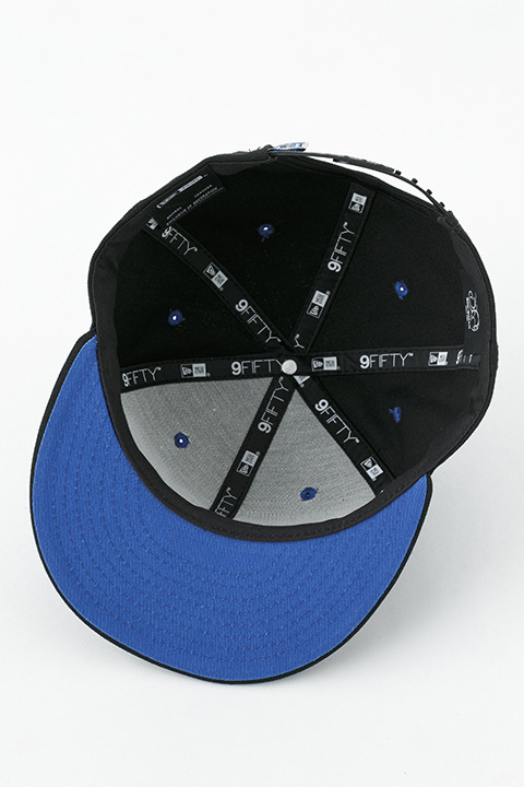 ロックマン×NEW ERAキャップ5,800円(税別)（C)CAPCOM CO., LTD. ALL RIGHTS RESERVED.