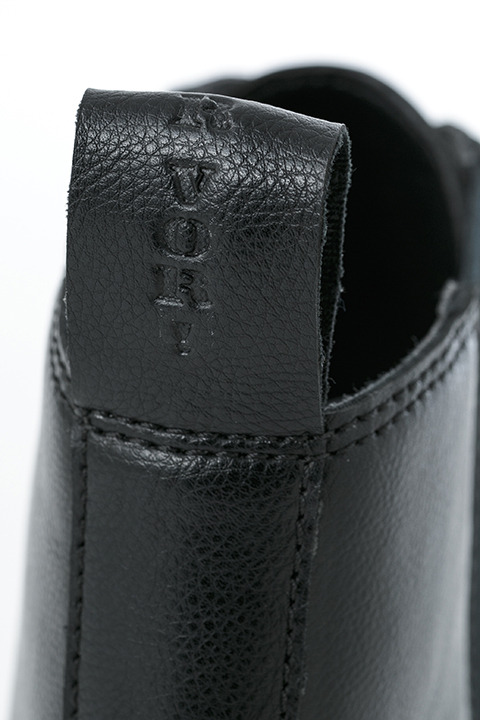 『ガールズ＆パンツァー最終章』コラボレーション 大洗女子学園 モデル ブーツ／各24,800円(税別)(C)GIRLS und PANZER Finale Projekt