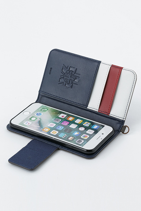 『ガールズ＆パンツァー最終章』コラボレーション 大洗女子学園 モデル スマートフォンケース／各5,200円(税別)(C)GIRLS und PANZER Finale Projekt