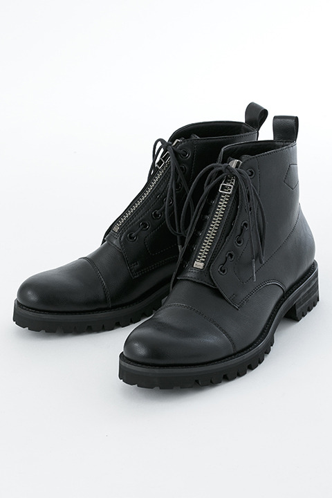 『ガールズ＆パンツァー最終章』コラボレーション 黒森峰女学園 モデル ブーツ／各24,800円(税別)(C)GIRLS und PANZER Finale Projekt