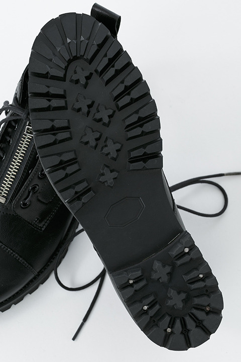 『ガールズ＆パンツァー最終章』コラボレーション 黒森峰女学園 モデル ブーツ／各24,800円(税別)(C)GIRLS und PANZER Finale Projekt