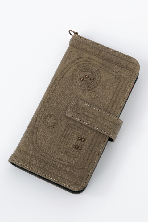 『ガールズ＆パンツァー最終章』コラボレーション 黒森峰女学園 モデル スマートフォンケース／各5,200円(税別)(C)GIRLS und PANZER Finale Projekt