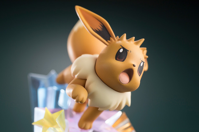 「ARTFX J グリーン with イーブイ」8,500円（税抜）(C)2018 Pokemon. (C)1995-2018 Nintendo/Creatures Inc./GAME FREAK inc.