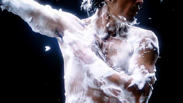 デ・オウ新CM「おまえはもうニオわない」篇　場面写真