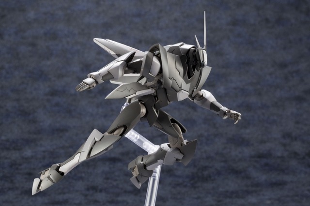 「Plan-1055 ベリアル」6,800円（税抜）(C)1998 賀東招二・四季童子／KADOKAWA