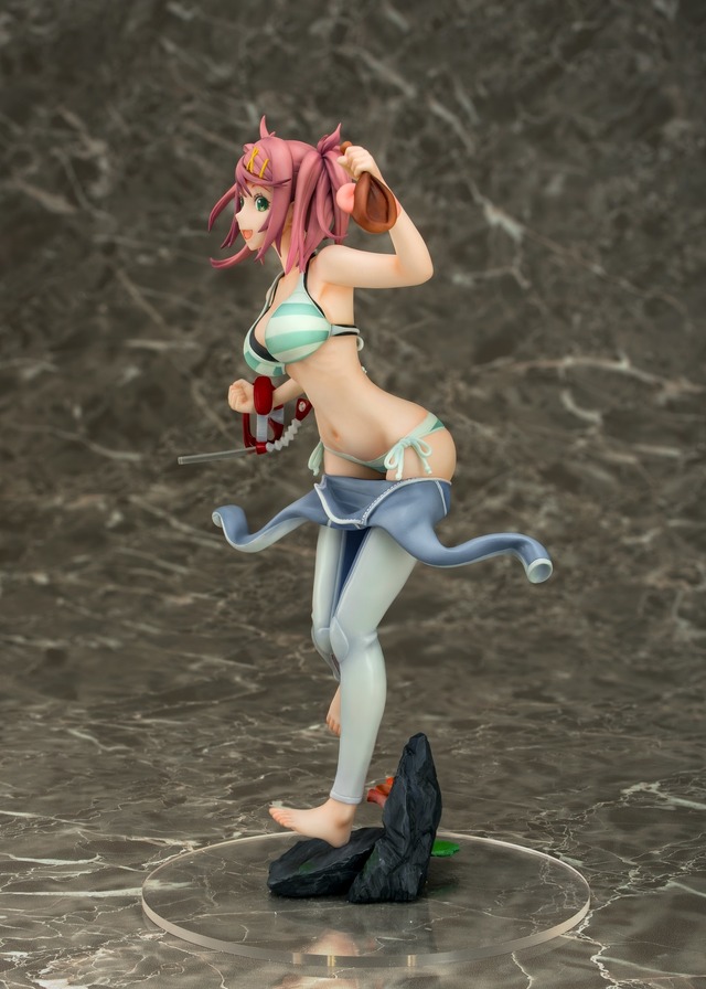 二宮愛　14,904円（税込）（C)2018 天野こずえ／マッグガーデン・夢ヶ丘高校ダイビング部