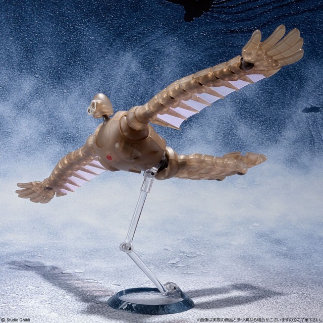 「ロボット兵 FULL ACTION Ver.（MECHANICAL CLEAR）＆ムスカ FULL ACTION Ver.」8,100円（税込）(C) Studio Ghibli