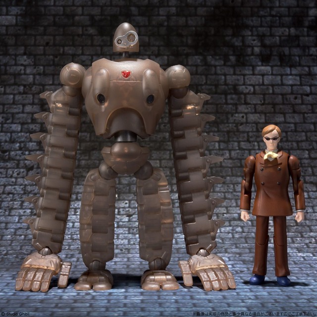 「ロボット兵 FULL ACTION Ver.（MECHANICAL CLEAR）＆ムスカ FULL ACTION Ver.」8,100円（税込）(C) Studio Ghibli