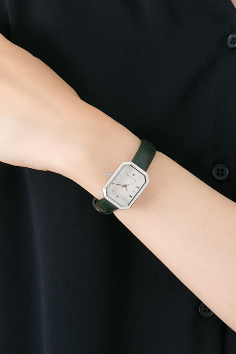 腕時計 14,800円(税別)（C)諫山創・講談社／「進撃の巨人」製作委員会