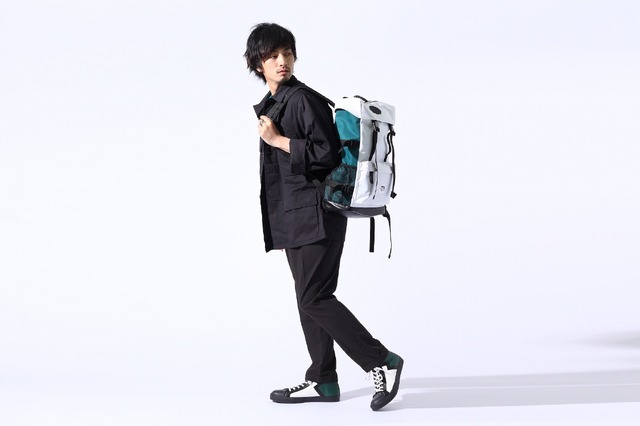 「劇場版 魔法科高校の劣等生 星を呼ぶ少女」コラボアイテム 司波達也 モデル(C)2016 佐島 勤／ＫＡＤＯＫＡＷＡ　アスキー・メディアワークス刊／劇場版魔法科高校製作委員会