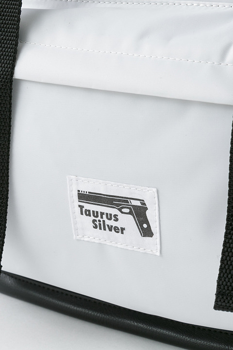 「劇場版 魔法科高校の劣等生 星を呼ぶ少女」コラボアイテム 司波達也 モデル バックパック／12,800円（税別）(C)2016 佐島 勤／ＫＡＤＯＫＡＷＡ　アスキー・メディアワークス刊／劇場版魔法科高校製作委員会