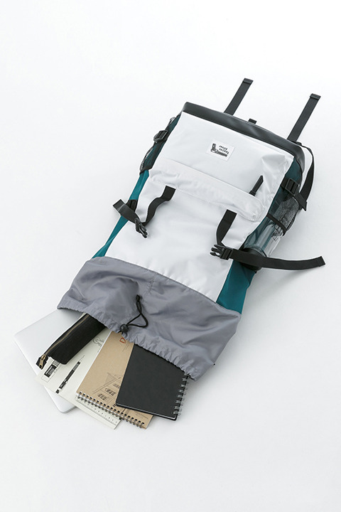 「劇場版 魔法科高校の劣等生 星を呼ぶ少女」コラボアイテム 司波達也 モデル バックパック／12,800円（税別）(C)2016 佐島 勤／ＫＡＤＯＫＡＷＡ　アスキー・メディアワークス刊／劇場版魔法科高校製作委員会