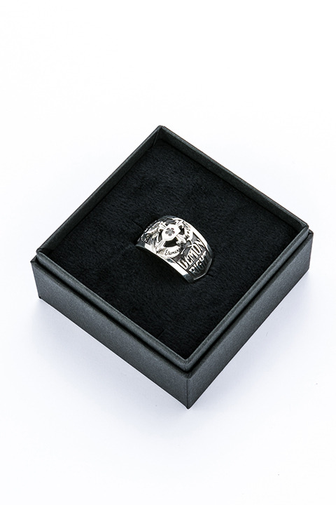 「劇場版 魔法科高校の劣等生 星を呼ぶ少女」コラボアイテム 司波達也 モデル リング／17,800円（税別）(C)2016 佐島 勤／ＫＡＤＯＫＡＷＡ　アスキー・メディアワークス刊／劇場版魔法科高校製作委員会