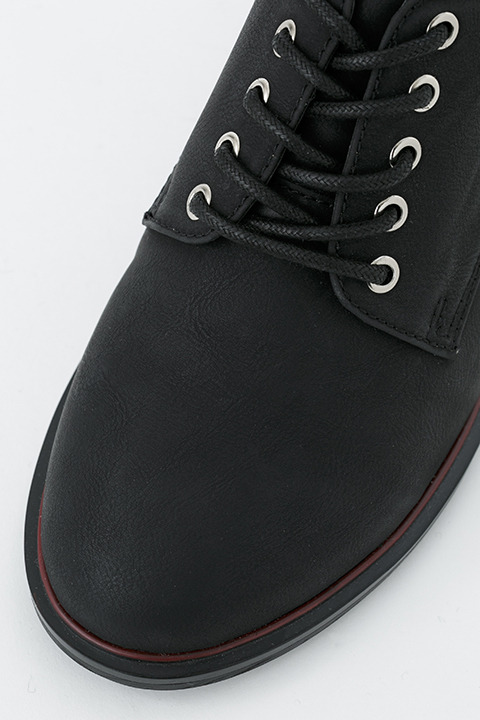 『刀剣乱舞-ONLINE-』コラボレーション シューズ 薬研藤四郎モデル 各15,800円（税別）(C)2015-2018 DMM GAMES/Nitroplus