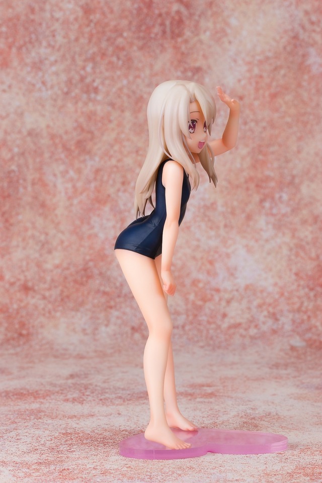 「イリヤスフィール・フォン・アインツベルン」スクール水着ver 12,800円（税抜）(C)2014 ひろやまひろし・TYPE-MOON／KADOKAWA 角川書店刊／「プリズマ☆イリヤ ツヴァイ！」製作委員会