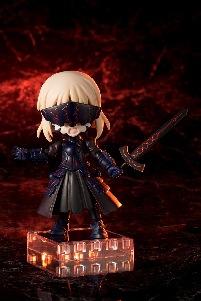「キューポッシュ セイバー/アルトリア・ペンドラゴン〔オルタ〕」5,500円（税抜）(C)TYPE-MOON / FGO PROJECT
