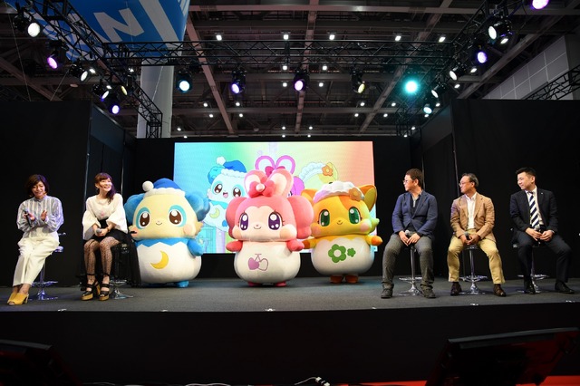 『キラキラハッピー★ ひらけ！ここたま』発表会スチール(C)BANDAI/TV TOKYO・ここたま製作委員会