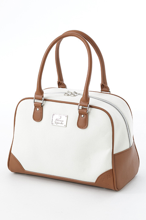 『夏目友人帳』コラボレーションアイテム バッグ 12,800円（税別）(C)緑川ゆき・白泉社／「夏目友人帳」製作委員会