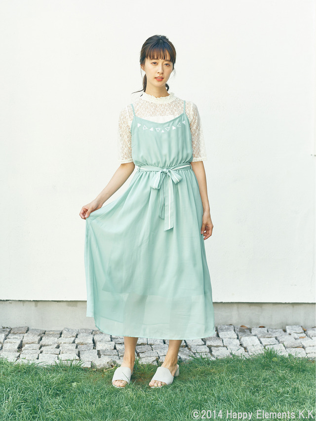 earth music＆ecology Japan Label×「あんさんぶるスターズ！」第2弾「2wink」ワンピース6,990円（＋税）(C)2014 Happy Elements K.K produced by CHORD co.,ltd.