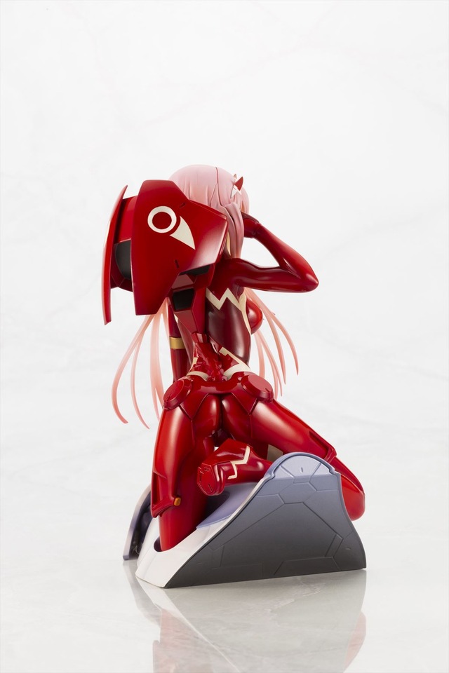 壽屋『ダーリン・イン・ザ・フランキス』ゼロツー /  10,000円（税抜）（C）ダーリン・イン・ザ・フランキス製作委員会