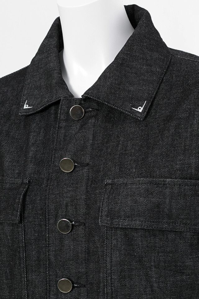 太公望 モデル アウター 20,000円(税別) (C) 安能務・藤崎竜／集英社・「覇穹 封神演義」製作委員会