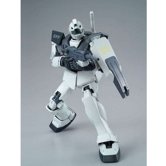 MG 1/100 ジム （ホワイト・ディンゴ隊仕様）販売価格：3,780円（税込）(C)創通・サンライズ