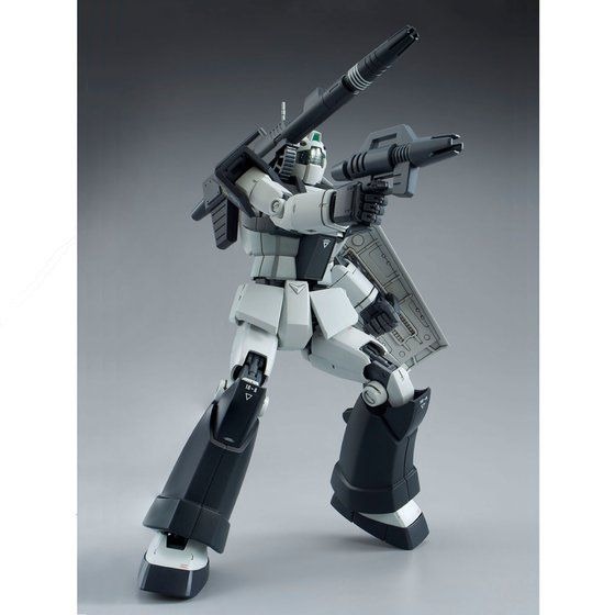 MG 1/100 ジムキャノン （ホワイト・ディンゴ隊仕様）販売価格：4,320円（税込）(C)創通・サンライズ