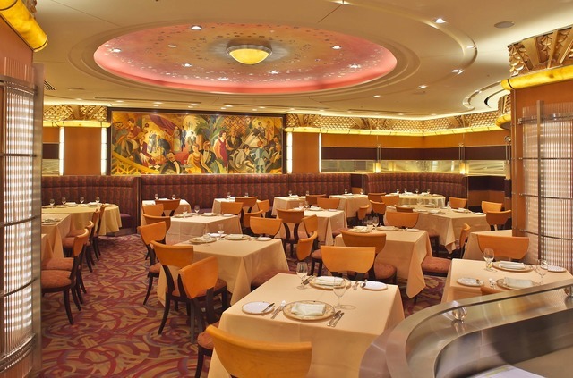 「エンパイア・グリル」内観