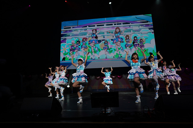「LOVELIVE! SUNSHINE!! Aqours World LoveLive! in LA ～Beyond the Pacific～」(C)2017 プロジェクトラブライブ！サンシャイン!!