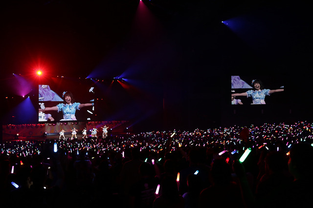 「LOVELIVE! SUNSHINE!! Aqours World LoveLive! in LA ～Beyond the Pacific～」(C)2017 プロジェクトラブライブ！サンシャイン!!