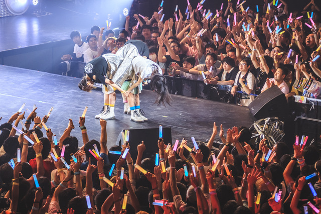 「イヤホンズ3周年記念 LIVE Some Dreams Tour 2018 -新次元の未来泥棒ども-」ツアーファイナル公演スチール