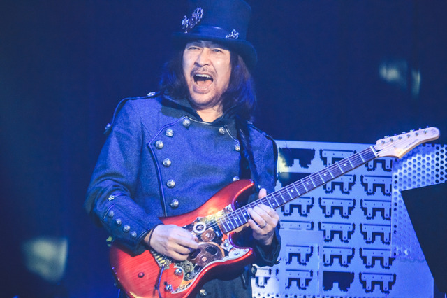 「イヤホンズ3周年記念 LIVE Some Dreams Tour 2018 -新次元の未来泥棒ども-」ツアーファイナル公演スチール