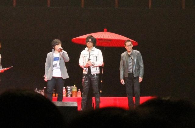 お酒も交えてのんびりトーク