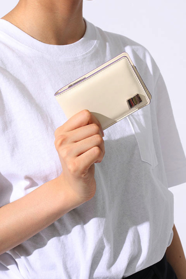 『PSYCHO-PASS サイコパス』コラボレーションアイテム　パスケース／各4,800円(税別) 槙島 聖護モデル(C)PSYCHO-PASS