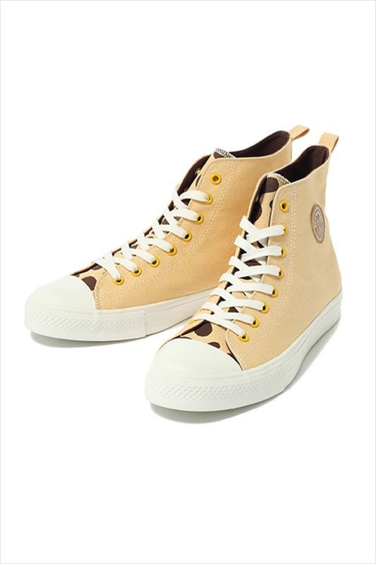 スニーカー／各9,800円(税別) サーバルモデル  (C)けものフレンズプロジェクト