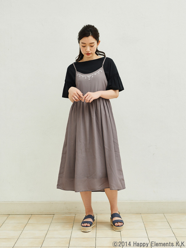 MaMイメージワンピース 各6,990円（税別）(C)2014 Happy Elements K.K produced by CHORD co.,ltd.