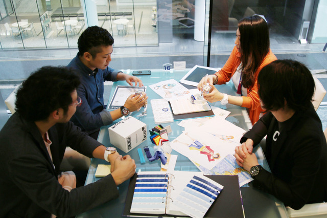 ONE PIECE コラボ・ログポース／ ONE PIECE コラボ・イーストブルー　各59,000円(税別)  (C)尾田栄一郎／集英社・フジテレビ・東映アニメーション