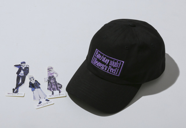 キャップ＆ステッカーセット / 4,500円（税別）(C)TYPE-MOON・ufotable・FSNPC