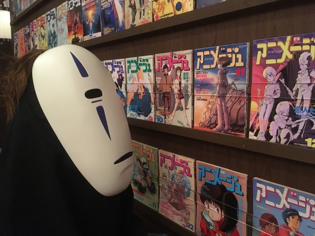 「スタジオジブリ 鈴木敏夫 言葉の魔法展」カオナシ散歩(C)TS