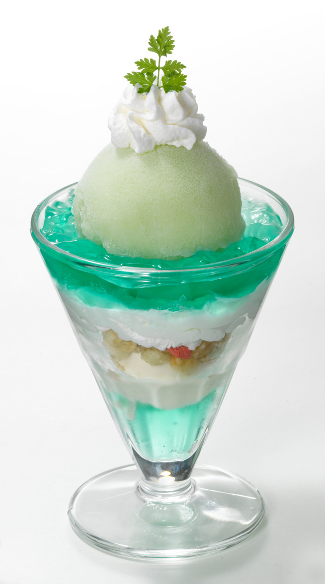 花子のメロングラニータパフェ 741円（税込800円） (C)ふじた・一迅社／「ヲタ恋」製作委員会