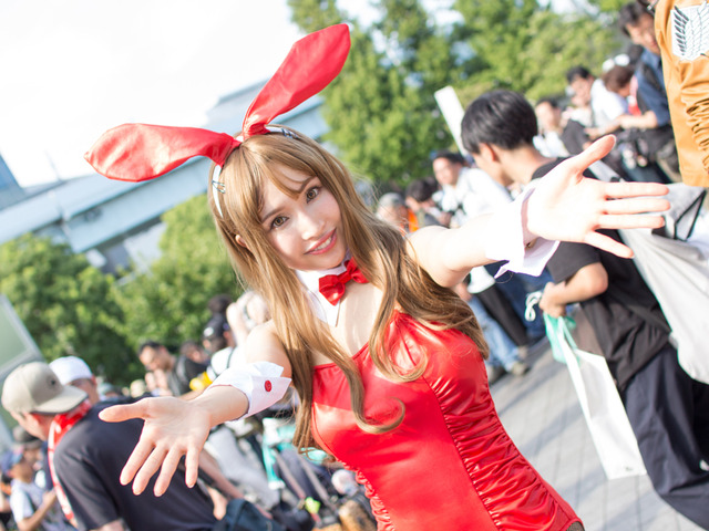 【コミケ94】猛暑のなか美女レイヤー集結！ 1日目コスプレイヤーまとめ