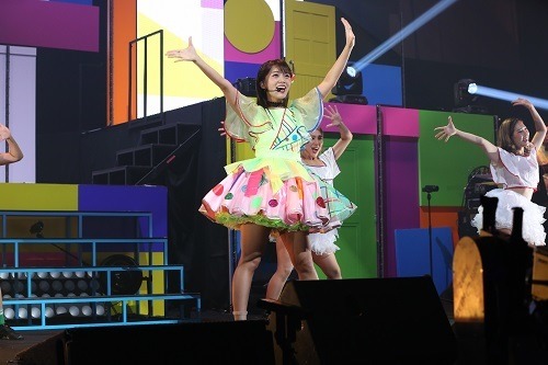 「MIMORI SUZUKO 5th Anniversary Live『five tones』」横浜公演スチール