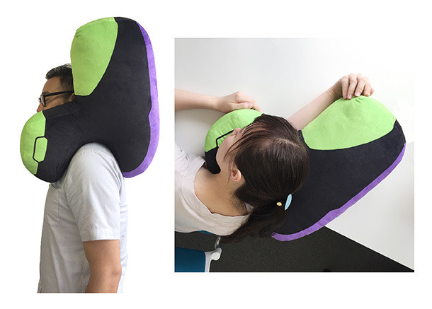 初号機肩クッション 4,800円＋税（C）khara