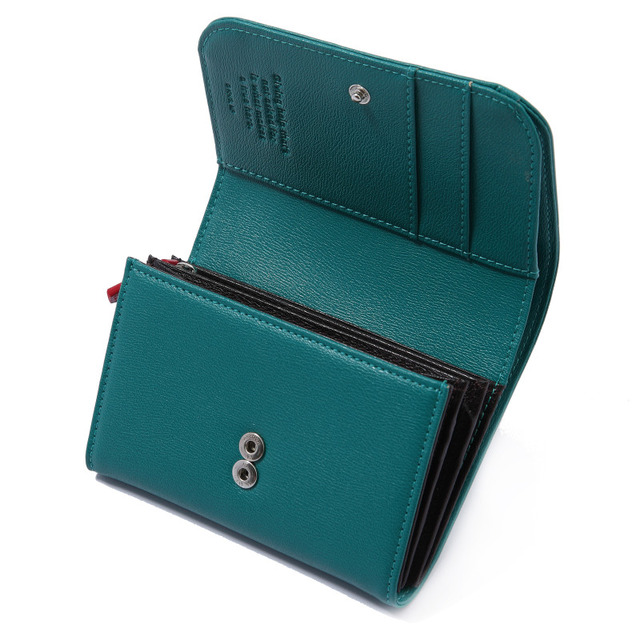 『僕のヒーローアカデミア』財布　緑谷出久モデル 9,800円(税別) (C)堀越耕平／集英社・僕のヒーローアカデミア製作委員会