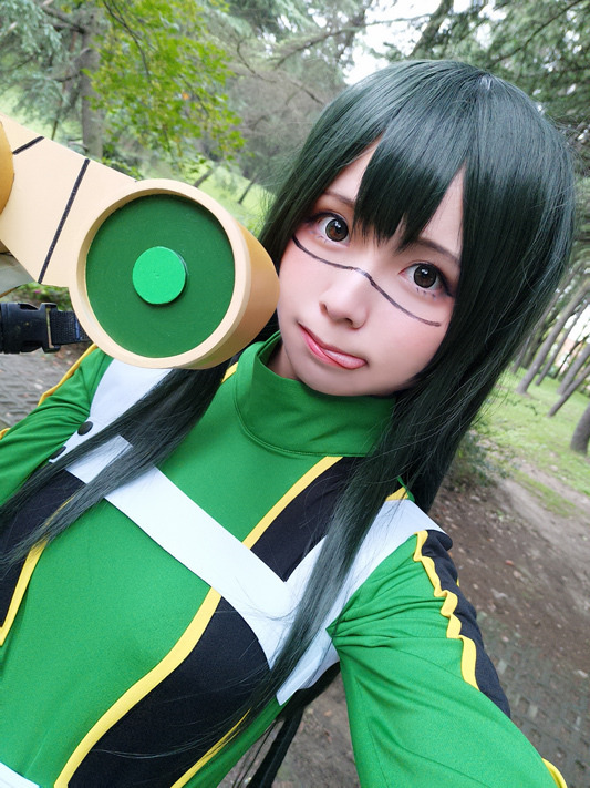 蛙吹梅雨 （あすいつゆ）『僕のヒーローアカデミア』