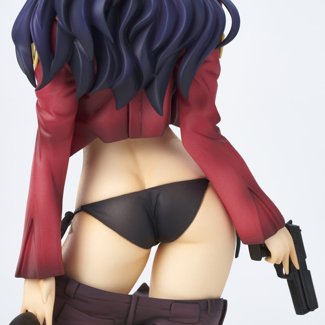 「ヱヴァンゲリヲン新劇場版 葛城ミサト」12,800円（税別）(C)カラー