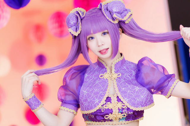 五木あきらさんデザイン・麗華さん製作のオリジナル衣装／画像提供：五木あきら