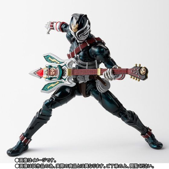 「S.H.Figuarts（真骨彫製法） 仮面ライダー轟鬼」7,020円（税込）(C)石森プロ・東映