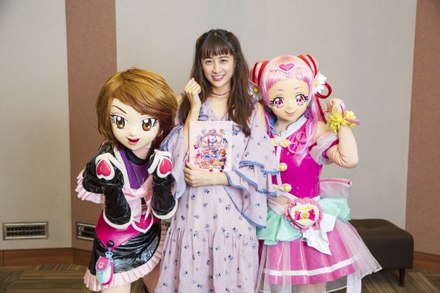 『映画HUGっと！プリキュア ふたりはプリキュア オールスターズメモリーズ』レポーター役：山本美月(C)2018 映画HUGっと！プリキュア製作委員会