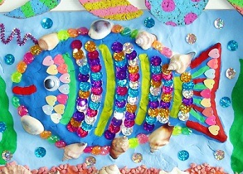 ワークショップで創作活動も